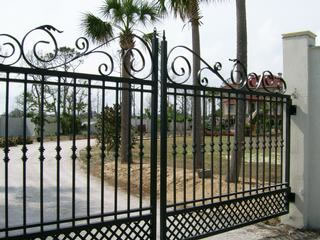 Estate Gates Handrail